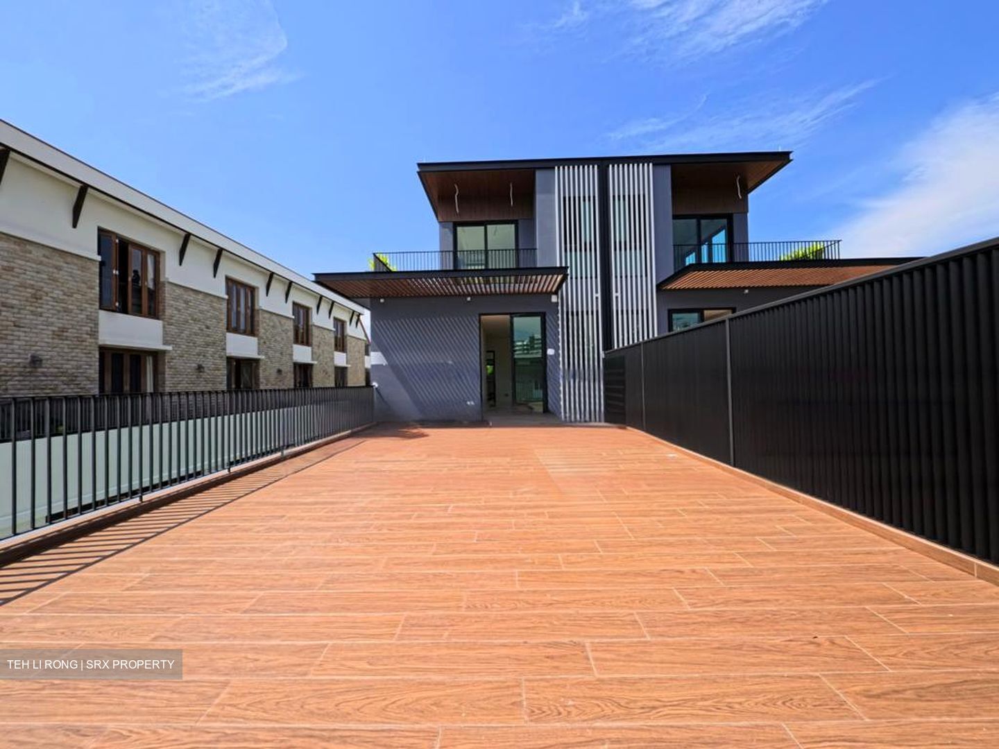 Jin Ding Garden (D16), Semi-Detached #476659971